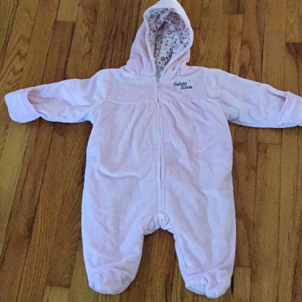 Calvin Klein size 6/9 months baby girl Snowsuit